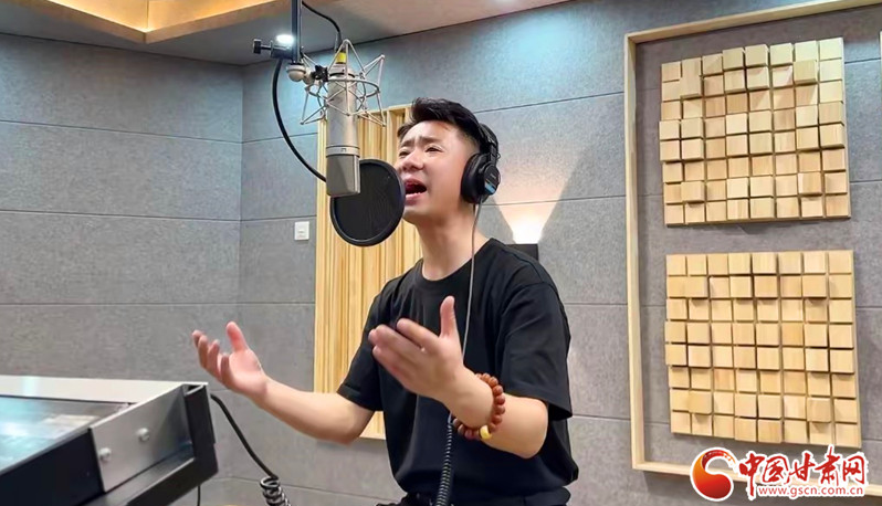 非遗文化看凯发k8｜“90后”花儿传承人罗杰的十五年坚守与突围