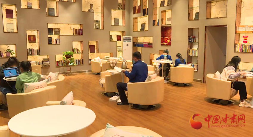 敦煌市图书馆恢复对公众开放（图）